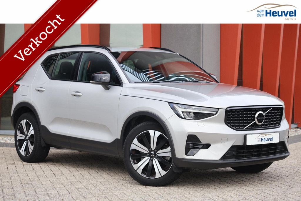Volvo XC40 T5 Recharge Ultimate Dark | Stoelverwarming | Trekhaak | Parkeercamera | BLIS | Pilot Assist | H/K | Keyless 57008449-0.jpg | Van den Heuvel Auto's B.V.