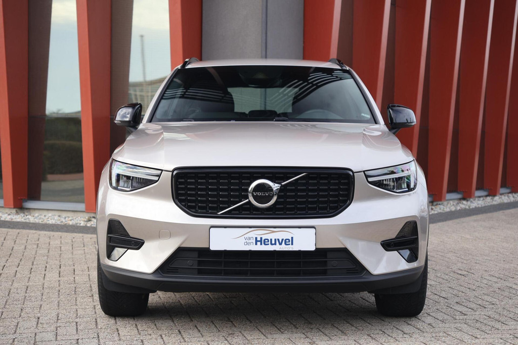Volvo XC40 T4 Recharge Plus Dark | Stoelverwarming | Trekhaak | H/K | Memory stoel | Keyless 57339974-1.jpg | Van den Heuvel Auto's B.V.